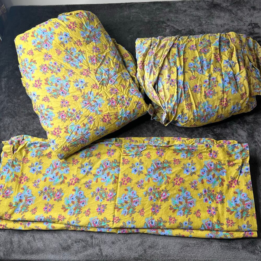 The Natural Life Chartreuse Bouquet Blooms Cotton Sheet Set King Size
